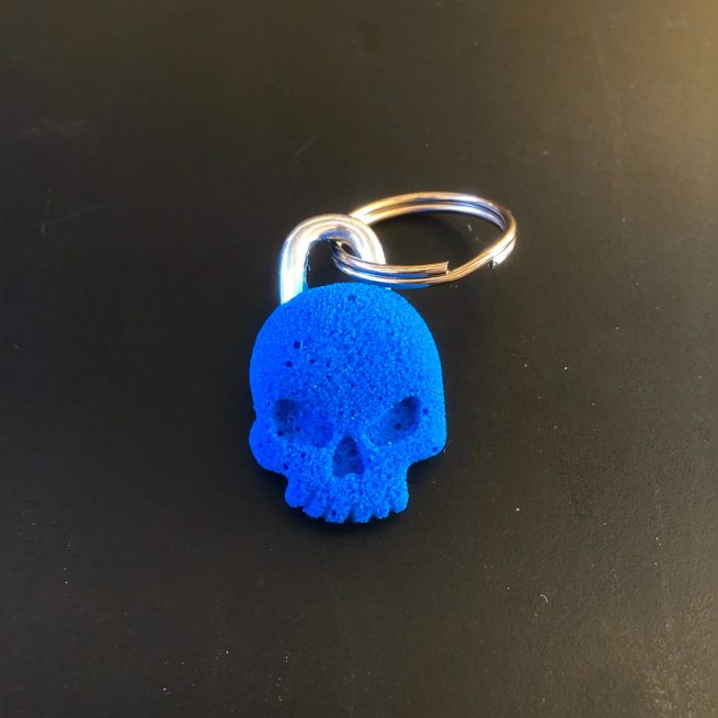 crossfit top holds key ring